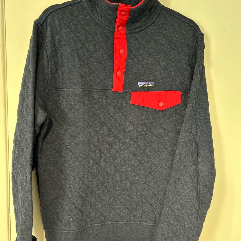Patagonia Navy and Cream Organic Cotton Top